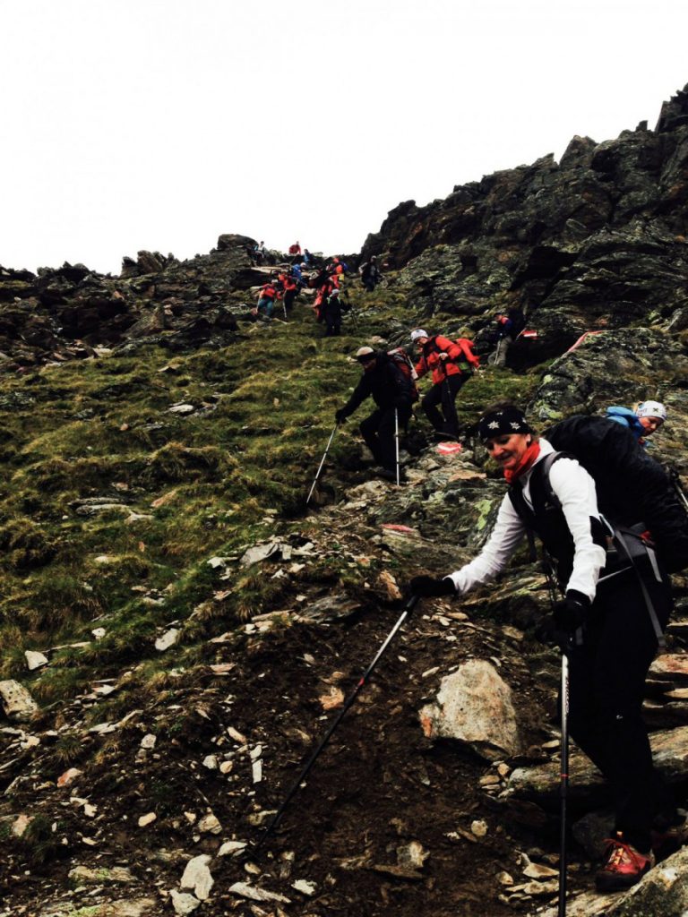 Sellrainer 24er. Abstieg vom Satteljoch