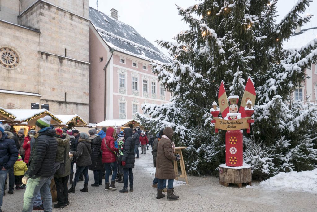 Vorweihnachtlicher Schlossplatz