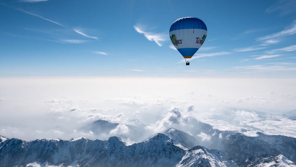 Mit dem Heißluftballon über die Alpen
