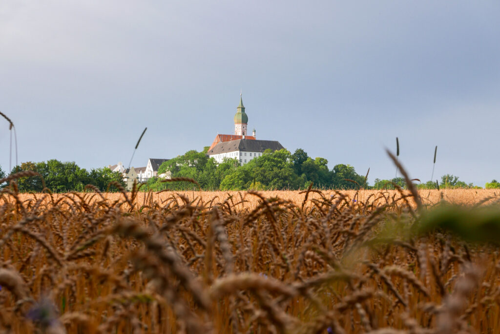 Kloster Andechs am Morgen.