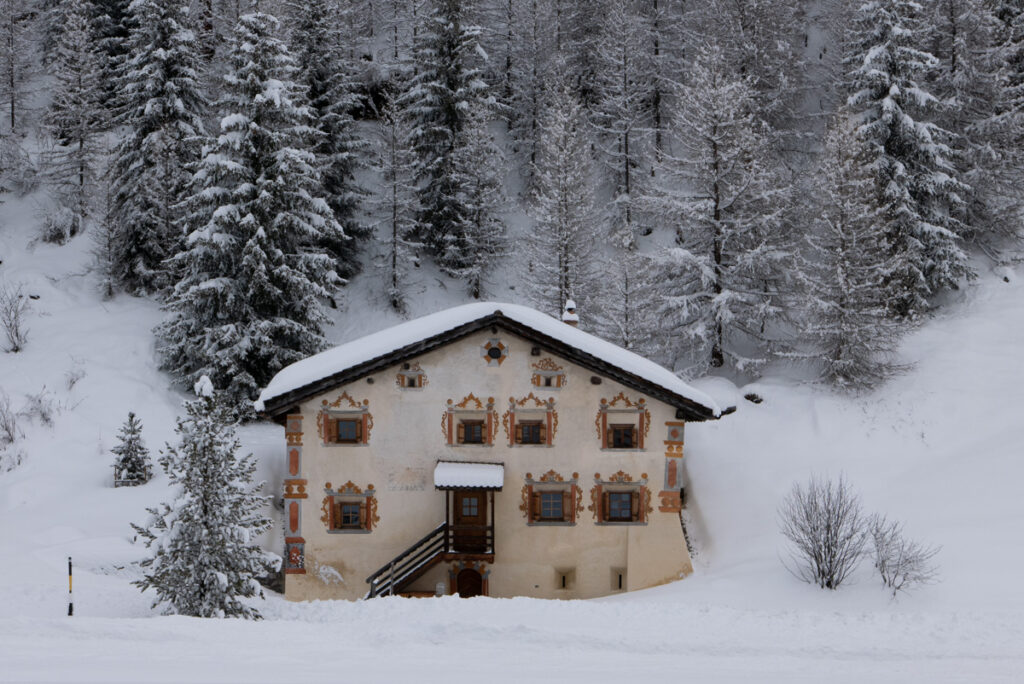 Engadinerhaus im Val Müstair